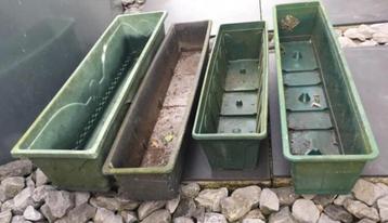Diverse grote bloempotten bakken balkon 74-79cm beschikbaar voor biedingen