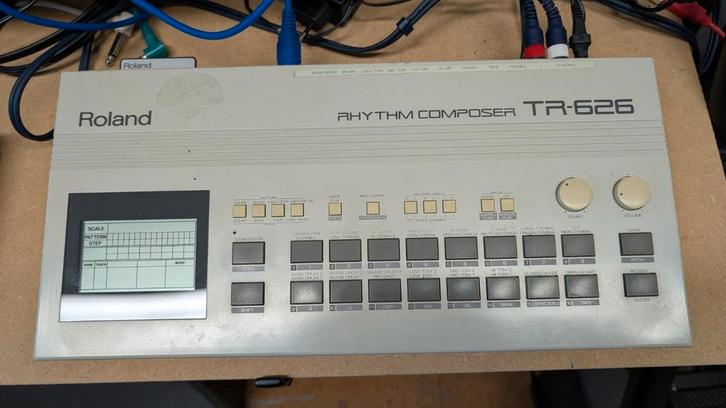 Roland TR 626 with memory card, Muziek en Instrumenten, Drumcomputers, Gebruikt, Roland, Ophalen of Verzenden