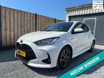 Toyota Yaris 1.5 Hybrid Dynamic Climate | ACC | Lane Assist beschikbaar voor biedingen
