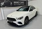 Mercedes-Benz E-klasse 300 e 4MATIC AMG LINE PANO 360 CAMERA, Auto's, Mercedes-Benz, Automaat, Zwart, 4 cilinders, Wit