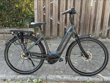 Zeer nette Gazelle Grenoble C5 damesfiets 49cm Belt drive beschikbaar voor biedingen