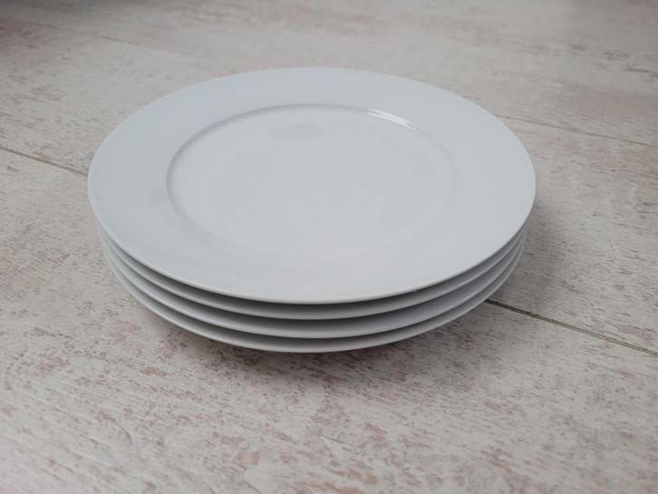 Witte Borden - Set van 4, Huis en Inrichting, Keuken | Servies, Zo goed als nieuw, Bord(en), Effen, Aardewerk, Ophalen