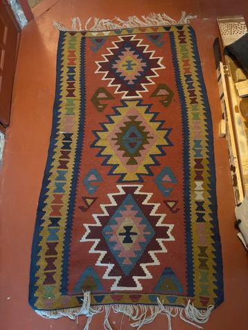 Armeens wollen kleed, handgeweven beschikbaar voor biedingen