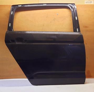Portier deur rechtsachter VW Touran IV 5TA v.a '15 5TA833312 beschikbaar voor biedingen