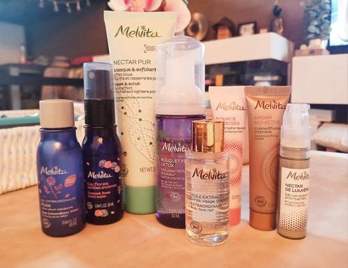 Verzorgingspakket, Melvita., Sieraden, Tassen en Uiterlijk, Uiterlijk | Gezichtsverzorging, Nieuw, Verzorging, Ophalen of Verzenden