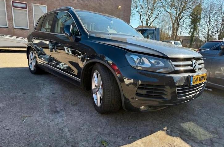 Volkswagen Touareg 3.0 V6 TSI 245KW Hybrid 4M AUT 2010 Zwart, Auto's, Volkswagen, Particulier, Touareg, 4x4, ABS, Achteruitrijcamera