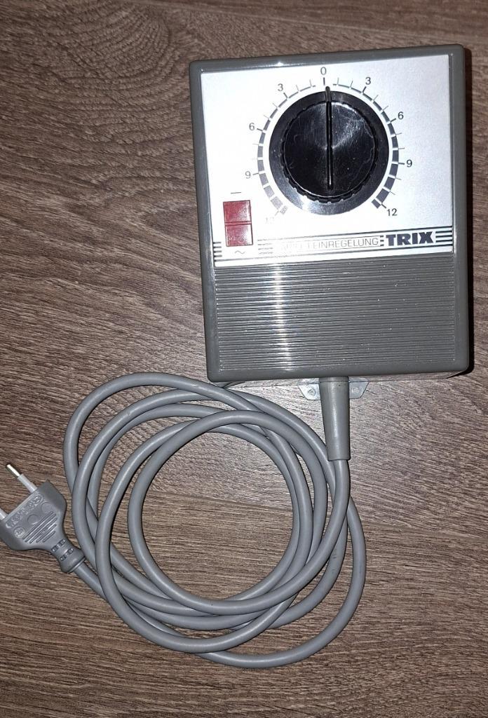 Zware treintrafo TRIX, Hobby en Vrije tijd, Modeltreinen | N-Spoor, Zo goed als nieuw, Transformator of Voeding, Gelijkstroom of Wisselstroom