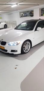 BMW 3-Serie (e90) 3.0 I 330 200KW coupe2010 Wit, Auto's, Zwart, 4 stoelen, Wit, 272 pk