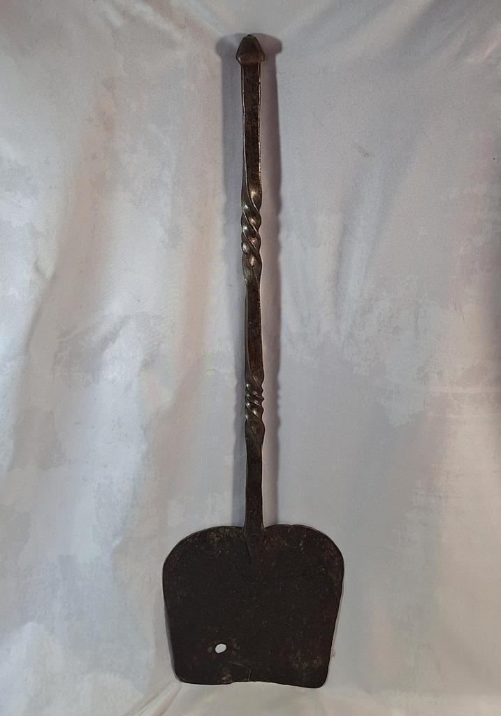 Smeedijzeren broodschep uit 1 Stuk, Antiek en Kunst, Antiek | Keukenbenodigdheden, Ophalen of Verzenden