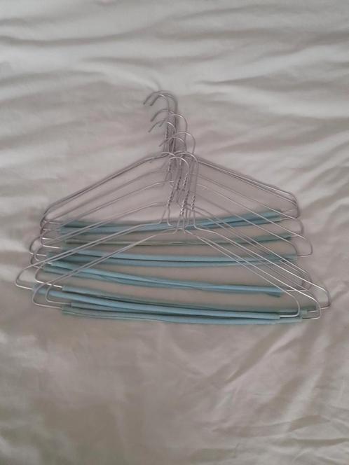 20 stuks Metalen kleding haken volwassen, Kleding | Dames, Kledinghangers, Zo goed als nieuw, Metaal, Kinderen en Volwassenen