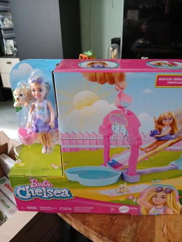Barbie, Chelsea  regenboog waterglijbaan  beschikbaar voor biedingen