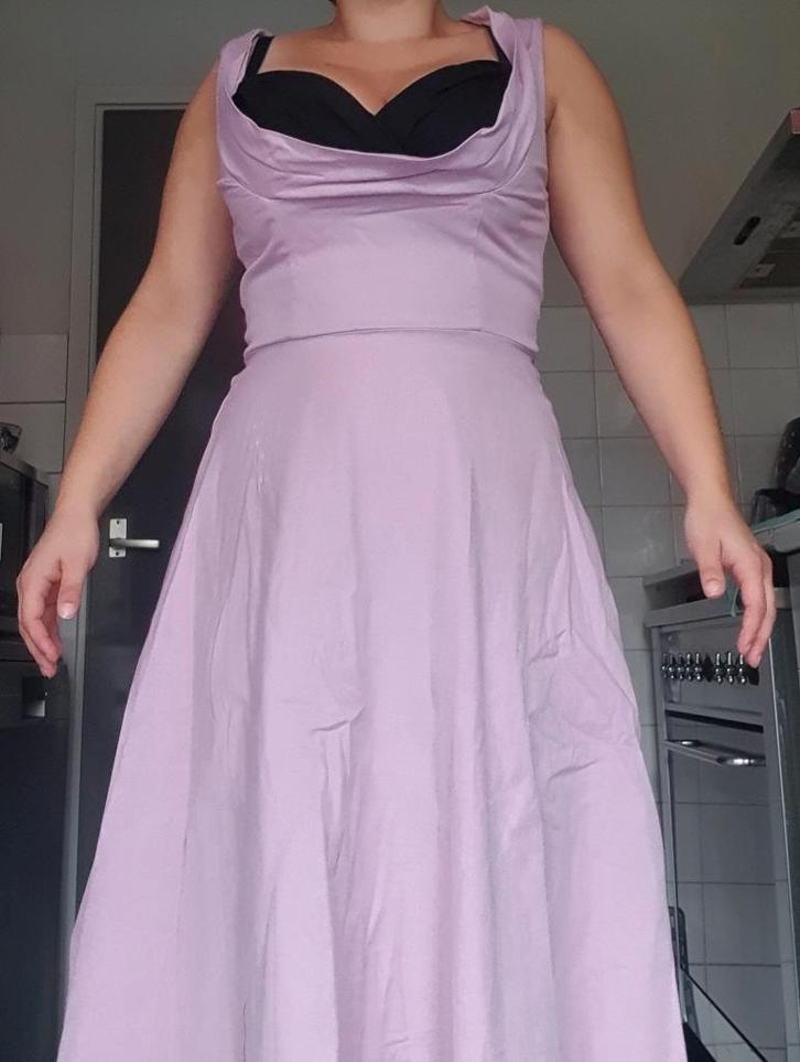 Lindy Bop Vintage Stijl Paarse Jurk met Zwart Maat M, Kleding | Dames, Jurken, Zo goed als nieuw, Maat 38/40 (M), Paars, Onder de knie