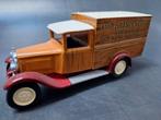 Citroën C4F / 1930 Bijenkorf truck, Ophalen of Verzenden, Zo goed als nieuw, Bus of Vrachtwagen, Solido
