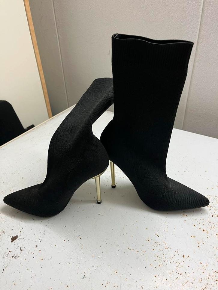 High Heels Laarzen - Maat 37, Kleding | Dames, Schoenen, Zo goed als nieuw, Hoge laarzen, Zwart, Ophalen of Verzenden
