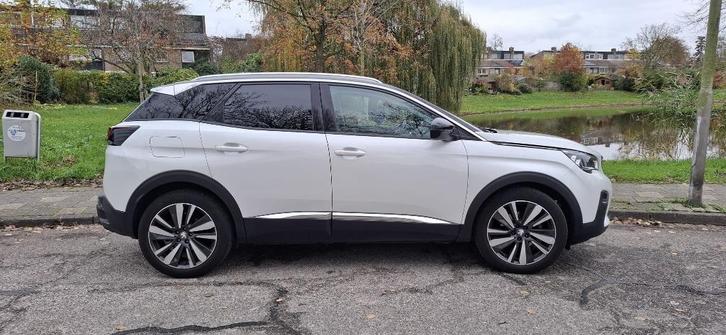 Peugeot 3008 1.2 Puretech 130pk S&S 2018 Wit, Auto's, Peugeot, Particulier, Benzine, B, SUV of Terreinwagen, Handgeschakeld, Origineel Nederlands
