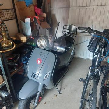 Te Koop: DJJD Cashmere EFI Snorscooter blauw kenteken. beschikbaar voor biedingen