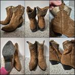 Bruine Laarzen met Gouden Details - Maat 38, Kleding | Dames, Schoenen, Bruin, Lage of Enkellaarzen, Ophalen of Verzenden, Zo goed als nieuw