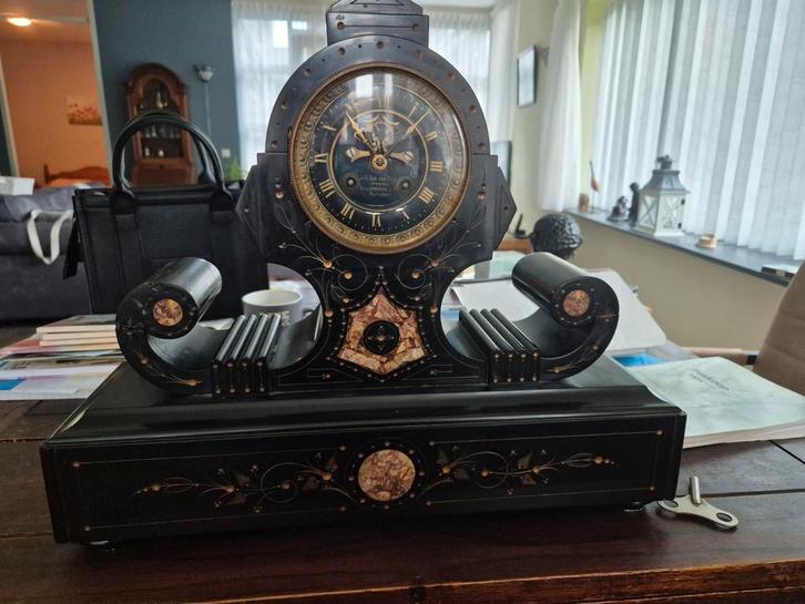 Antieke marmeren klok - A. Van Der Kolk, Antiek en Kunst, Antiek | Klokken, Ophalen