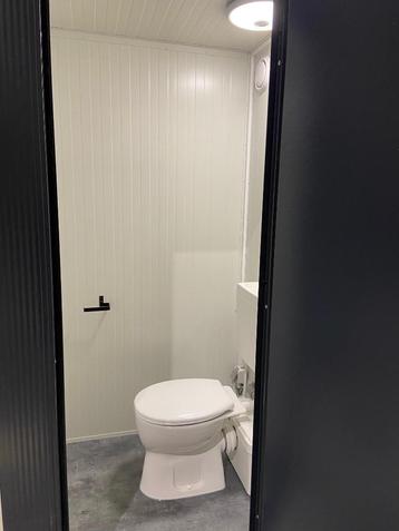 Enkele toilet unit met vermaler / broyeur | Vermaal toilet beschikbaar voor biedingen