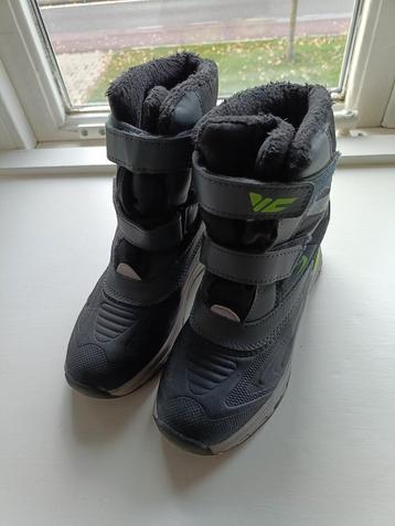 Snowboots maat 33 - zgan beschikbaar voor biedingen