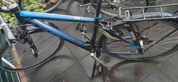 Youth hybrid mountain bike size 50 beschikbaar voor biedingen