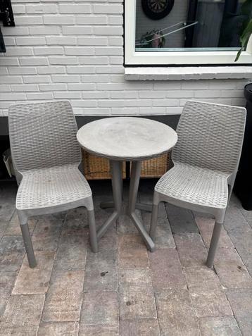 Tuinsetje beschikbaar voor biedingen