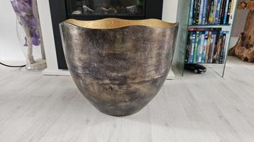 Schitterende Grote Stenen Plantenbak/Bloempot! NIEUW! beschikbaar voor biedingen