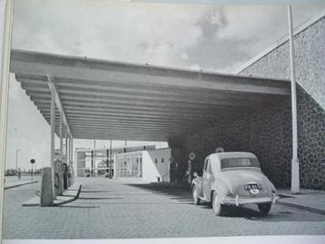 Over winkels - Fledderus - 1951. beschikbaar voor biedingen