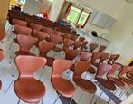Fritz Hansen Vlinderstoelen Arne Jacobsen leder, Huis en Inrichting, Stoelen, Ophalen of Verzenden, Zo goed als nieuw
