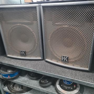 HK speakers classic delta

12 inch  beschikbaar voor biedingen