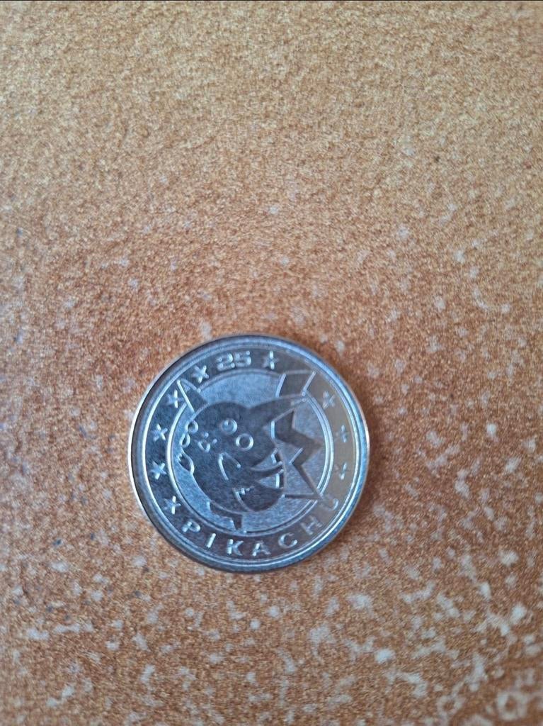 Pokemon Munt uit 2000 - Pikachu, Ophalen of Verzenden, Gebruikt