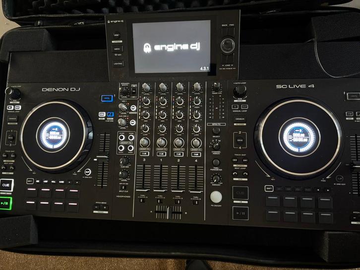 Denon DJ SC Live 4 incl. Stevige Flightbag, Muziek en Instrumenten, Dj-sets en Draaitafels, Zo goed als nieuw, Dj-set, Denon, Ophalen
