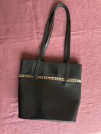 Burberry Classic Bucket Tote Bag, Sieraden, Tassen en Uiterlijk, Tassen | Damestassen, Gebruikt, Ophalen of Verzenden, Schoudertasje