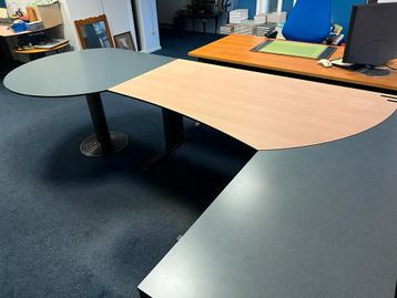 Groot Design Werk- en HoekBureau BULO Vergaderstuk Ladenblok