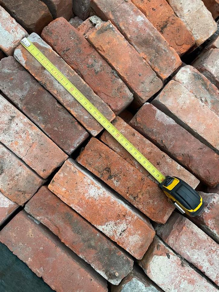 Oude Bakstenen - 200 stuks, Doe-het-zelf en Verbouw, Metselstenen, Gebruikt, Bakstenen, Ophalen