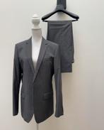 Hugo - Hugo Boss grijs 100% zuiver scheerwol herenpak mt 50, Kleding | Heren, Kostuums en Colberts, Ophalen of Verzenden, Grijs