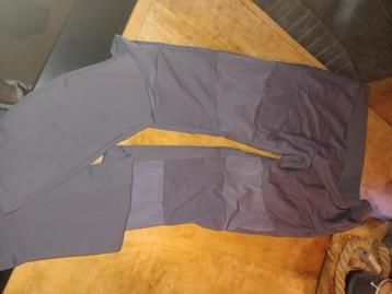 Legging  beschikbaar voor biedingen