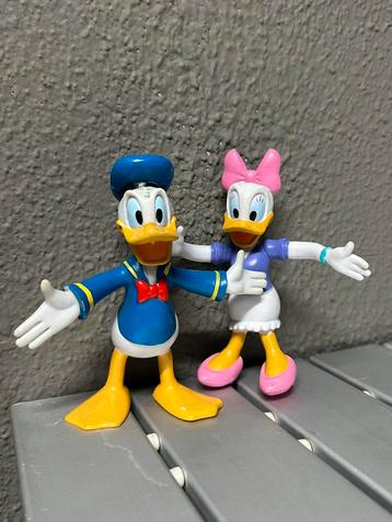 Disney orginal donald duck and daisy duck beschikbaar voor biedingen