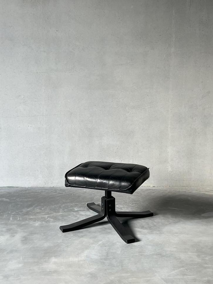 Vintage design Deense zwarte ottoman, Huis en Inrichting, Bureaustoelen, Zo goed als nieuw, Zwart, Ophalen