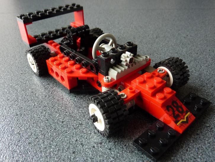 Lego system technic 8808 formule 1 racer, Kinderen en Baby's, Speelgoed | Duplo en Lego, Gebruikt, Lego, Complete set, Ophalen of Verzenden