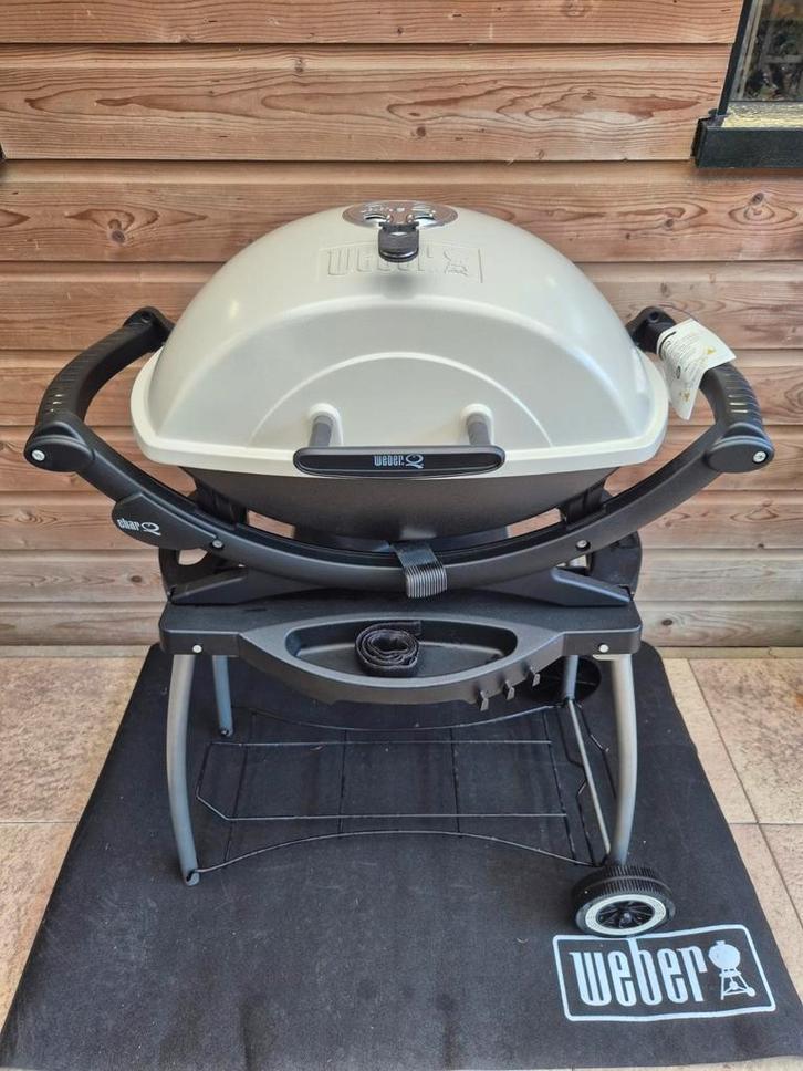 Nieuwe Weber Char Q 260 Zeldzame houtskool barbecue!, Tuin en Terras, Houtskoolbarbecues, Nieuw, Ophalen