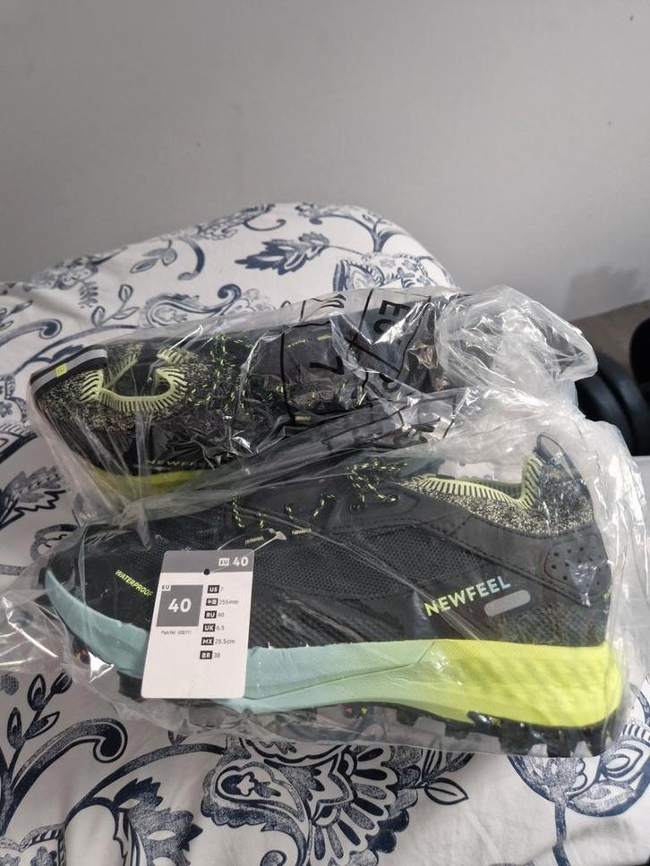 Nieuwe Newfeel Sportschoenen Maat 40, Kleding | Dames, Schoenen, Nieuw, Sportschoenen, Zwart, Ophalen of Verzenden