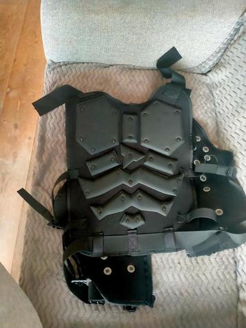 Tactical Vest - Zwart beschikbaar voor biedingen