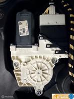 Raammotor Links Achter 5-deurs Volkswagen Golf VI 5K0959703C, Auto-onderdelen, Gebruikt, Volkswagen, Ophalen of Verzenden, Volkswagen