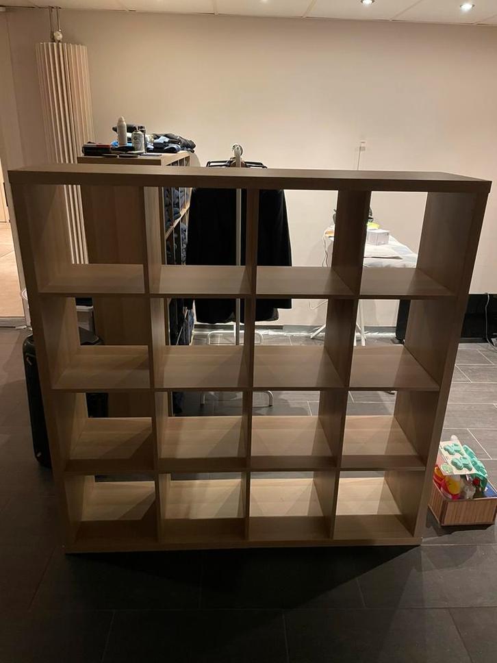Kallax kast van Ikea, Huis en Inrichting, Kasten | Boekenkasten, Gebruikt, 50 tot 100 cm, Minder dan 100 cm, 25 tot 50 cm, Ophalen