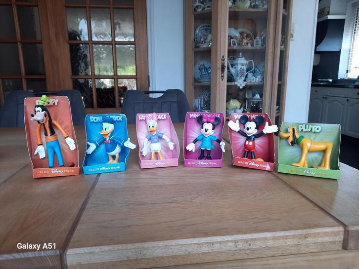 DISNEY FIGUREN VAN AH COMPLETE SET VAN 6 verschillend  NIEUW, Verzamelen, Poppetjes en Figuurtjes, Nieuw, Ophalen of Verzenden