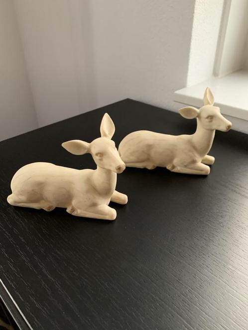 2 hertjes beeldjes decoratie voor huis tuinhuis en kerst, Verzamelen, Beelden en Beeldjes, Ophalen