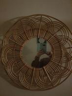 Mooie Rotan Spiegel in Ibiza Stijl, Huis en Inrichting, Woonaccessoires | Spiegels, Rond, Ophalen of Verzenden, Zo goed als nieuw