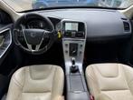 Volvo XC60 2.0 D3 FWD R-Design l Climate l Navi l Distr VV l, Auto's, Volvo, Voorwielaandrijving, Blauw, Leder, Bedrijf