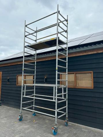 Layher ALU rolsteiger 75x180 (6m1 werkhoogte) beschikbaar voor biedingen